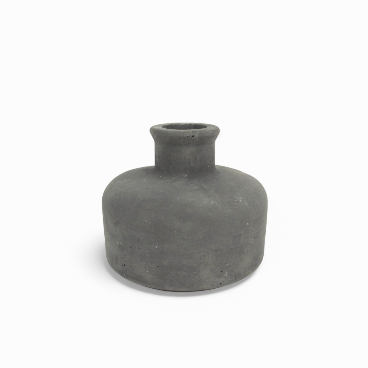 Wadah | Vase aus Beton