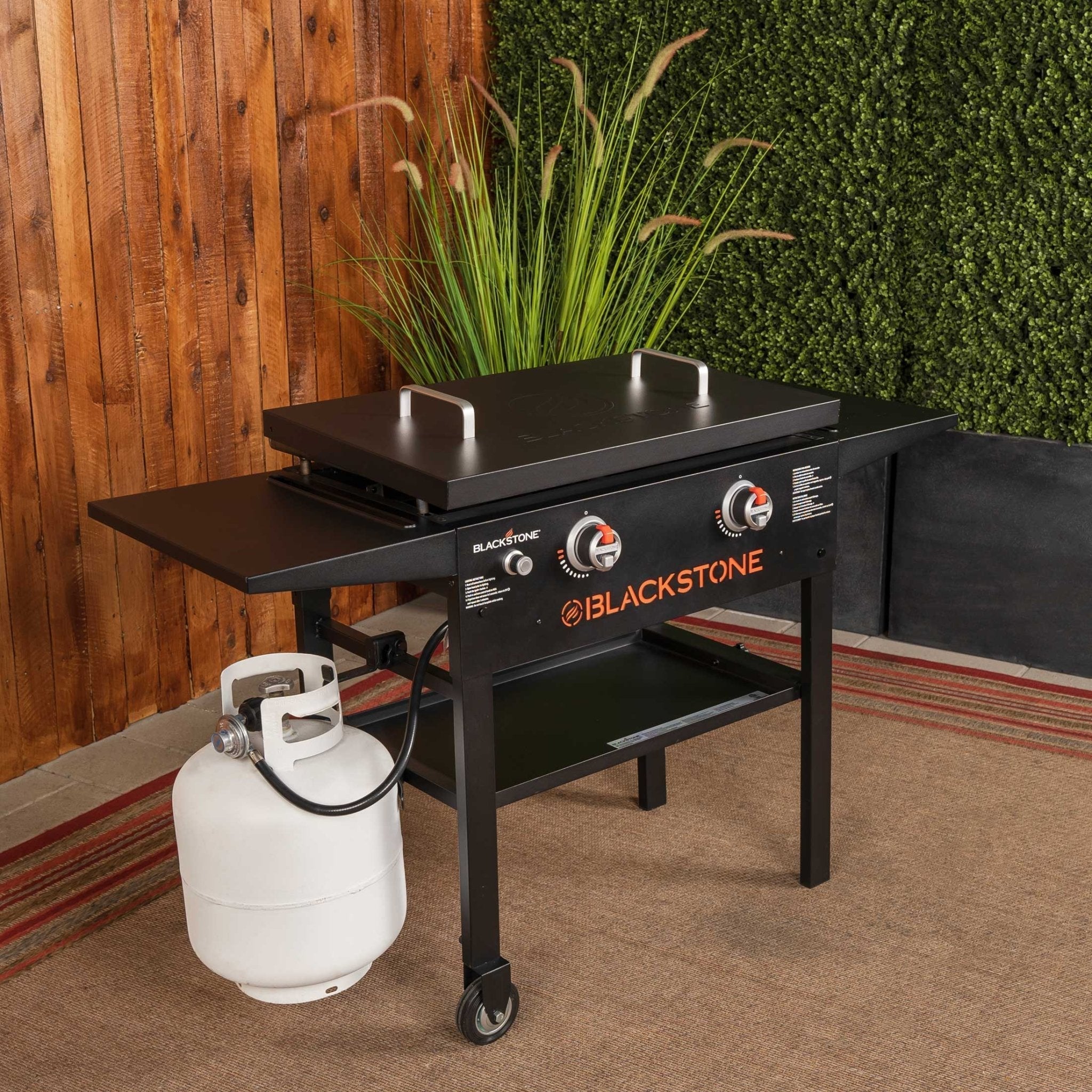 Blackstone 28 Inch Griddle With Hard Cover Two Zone Heat