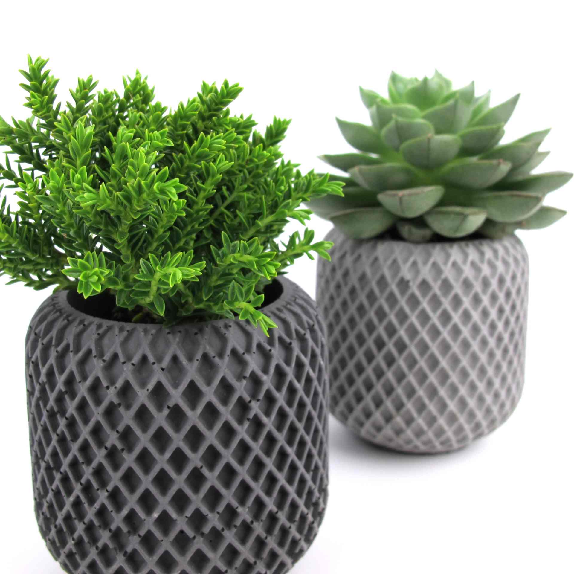 Baku | Gefäß aus Beton