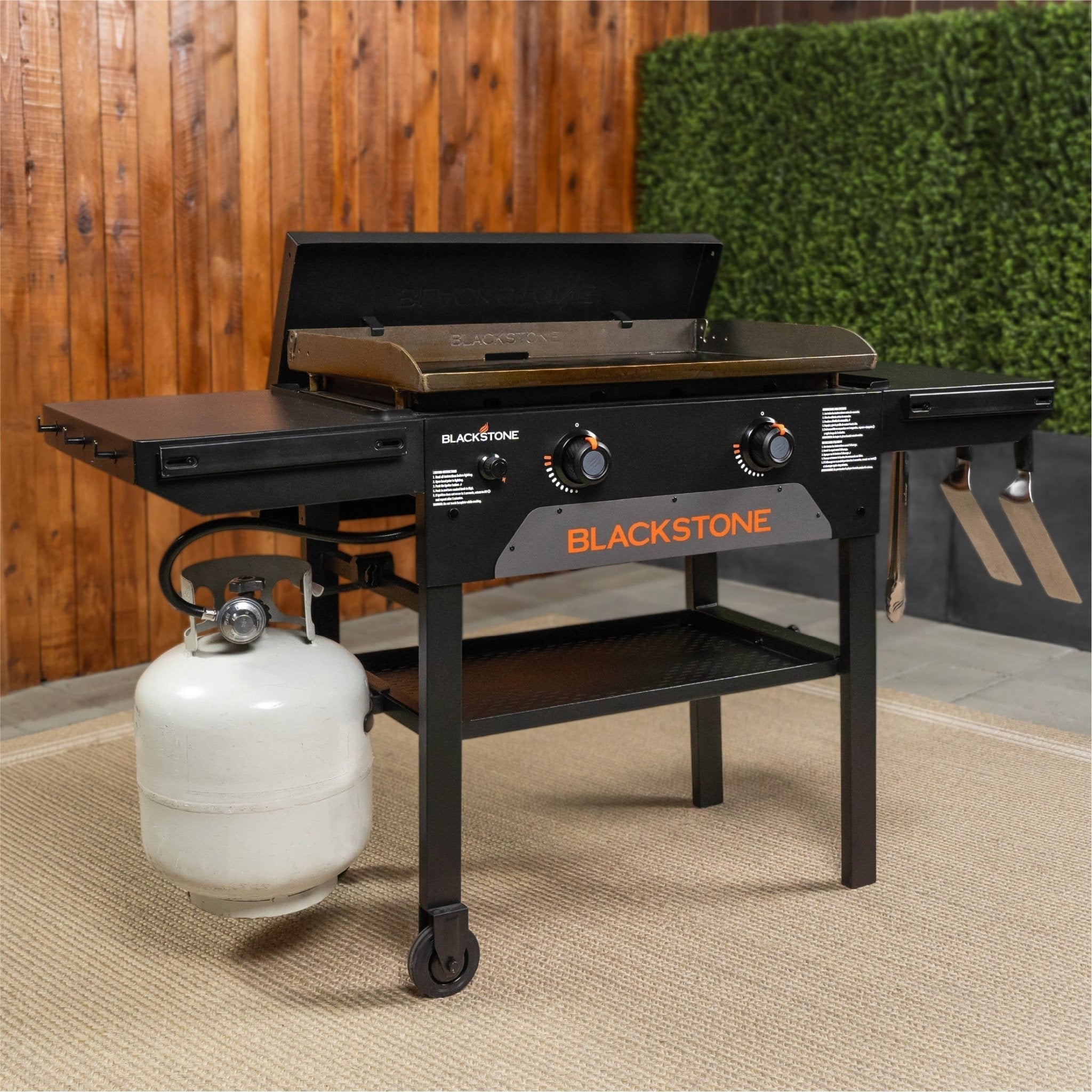 Blackstone 28 Inch Griddle With Hard Cover Bundle